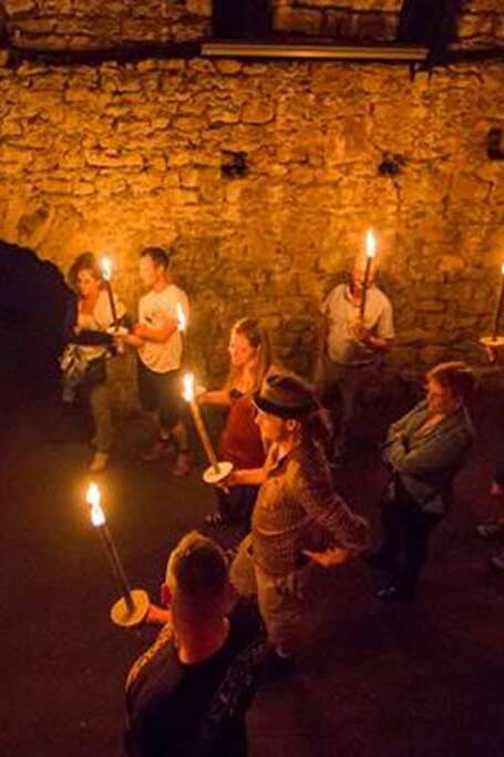 Visite Guidée du Château Fort aux Flambeaux Visite Guidée du Château Fort aux Flambeaux