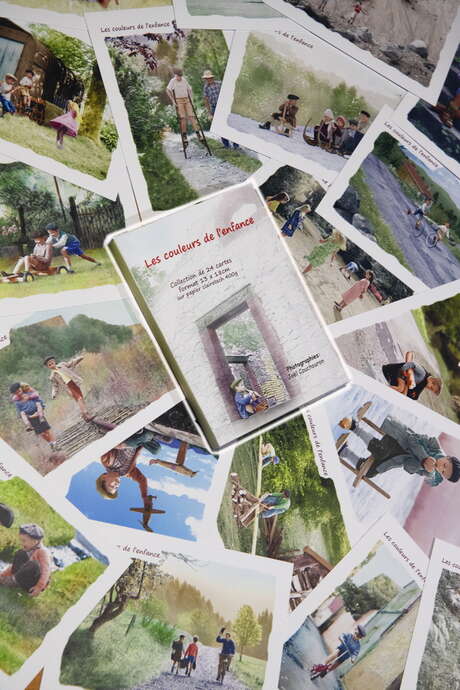 EXPO-PHOTO LES COULEURS DE L'ENFANCE EXPO-PHOTO LES COULEURS DE L'ENFANCE