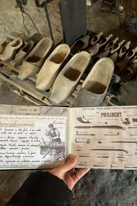 Visite et conte d'atelier saboterie mécanique