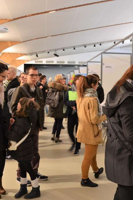 BOURSE AUX JOBS D'ETE BOURSE AUX JOBS D'ETE