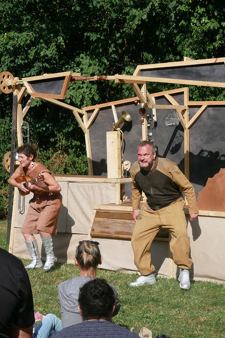Épinal bouge l'été - Spectacle Jo et le salut de Krââvs