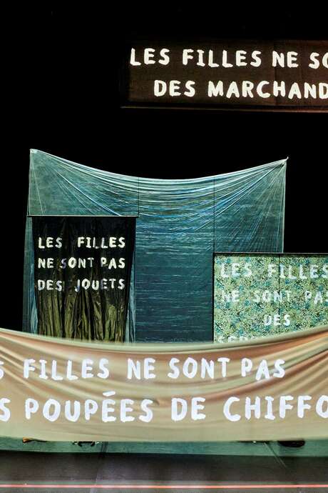 Atelier d'écriture 'naître fille ou le tour du monde du droit des filles'