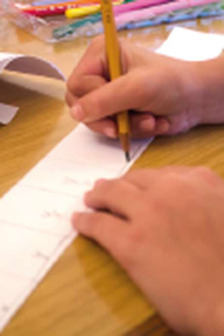 Atelier créatif : une année dans  le passé de la vôge-les-bains (création d’un almanach)