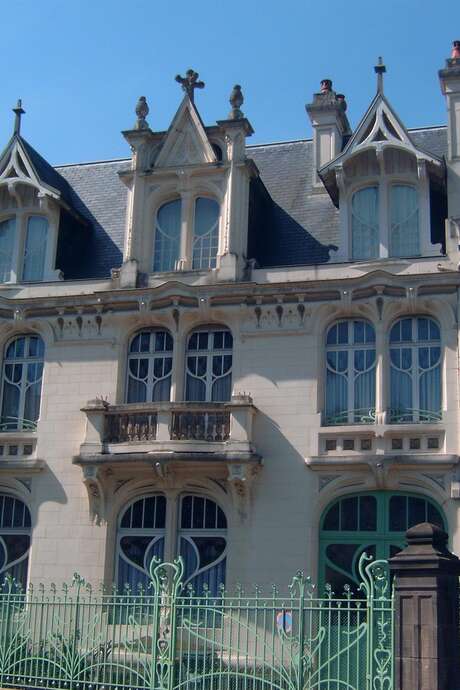 visite guidée - curiosités et art nouveau du quartier de la préfecture
