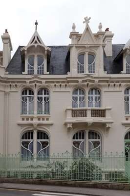 visite guidée - curiosités et art nouveau du quartier de la préfecture