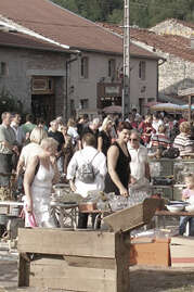 VILLAGE 1900 -  FOIRE DES BROCANTEURS