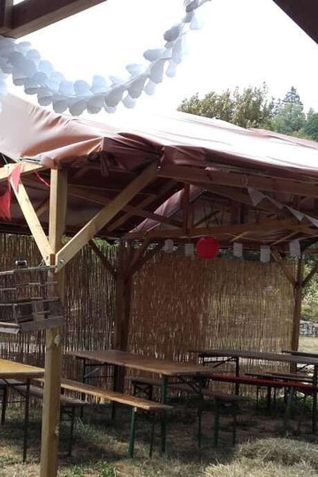 Village 1900 - Guinguette et course garçons de café