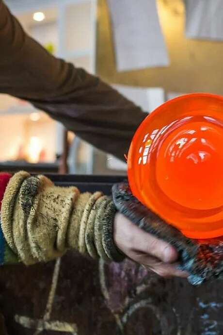 Initiation collective du soufflage de verre - Atelier Atoell
