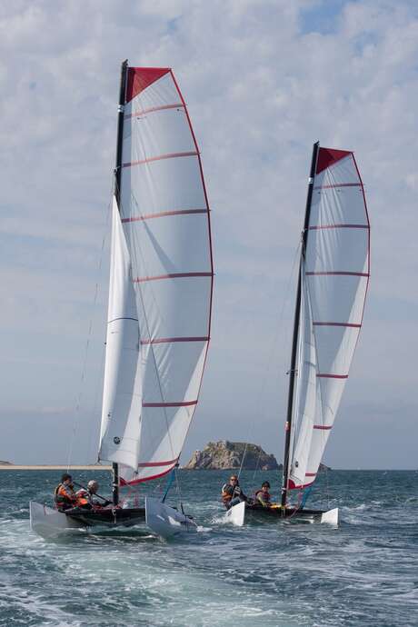 Raid catamaran