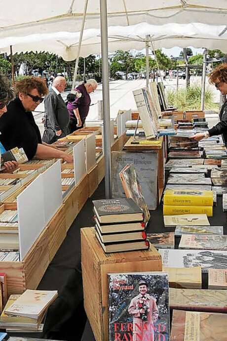Marché des Bouquinistes