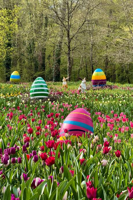 Décorations pour Pâques au Château de Cheverny
