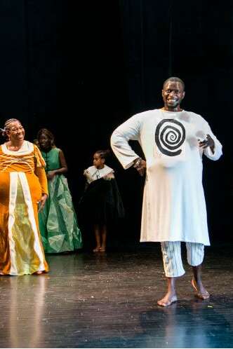 UBU EN AFRIQUE AU THÉÂTRE DU TIROIR