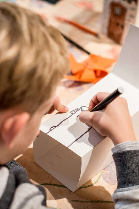 Pays d'Art et d'Histoire : Atelier - Reliure