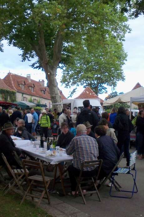 Marché Gourmand durant la Fête Votive de Loubressac