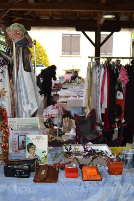 Vide-Greniers et brocante à Puy-l'Évêque