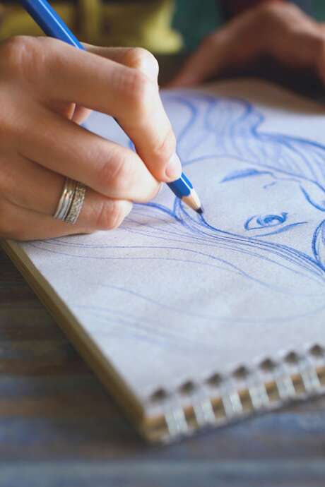 Atelier "Dessiner des mains et des pieds/ un corps entier (habillé)"