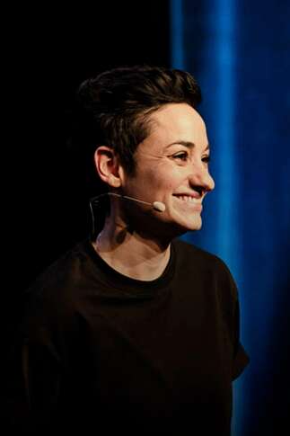 Spectacle humoristique : Caroline Estremo "Normalement"