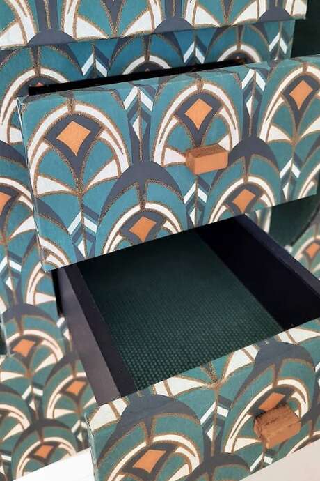 Atelier fabrication d'un mini meuble en carton