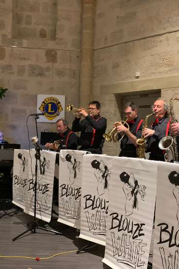 Concert Jazz "Blouze White"