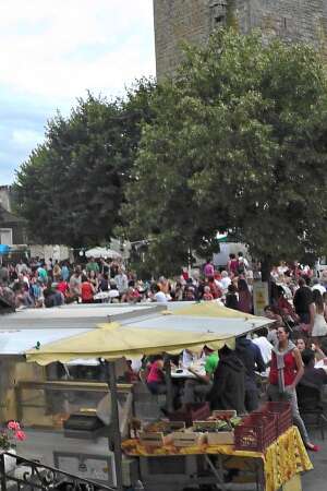 REPORTE - Marché  des gourmets à Floirac