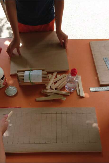 Stage fabrication jeu en bois au Jardin Bourian
