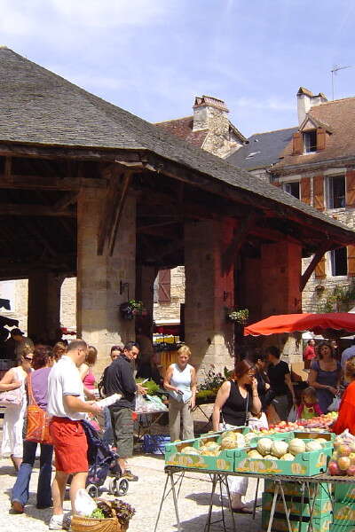 Marché à Martel