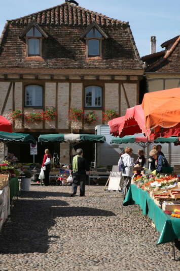 Marché à Bretenoux