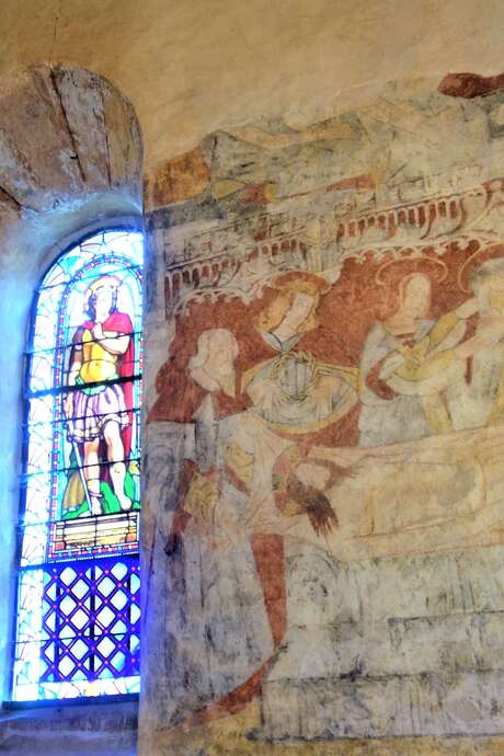 Visite-découverte des peintures murales de l’église de Soulomès, avec Emmanuel MOUREAU, chargé de protection à la DRAC Occitanie