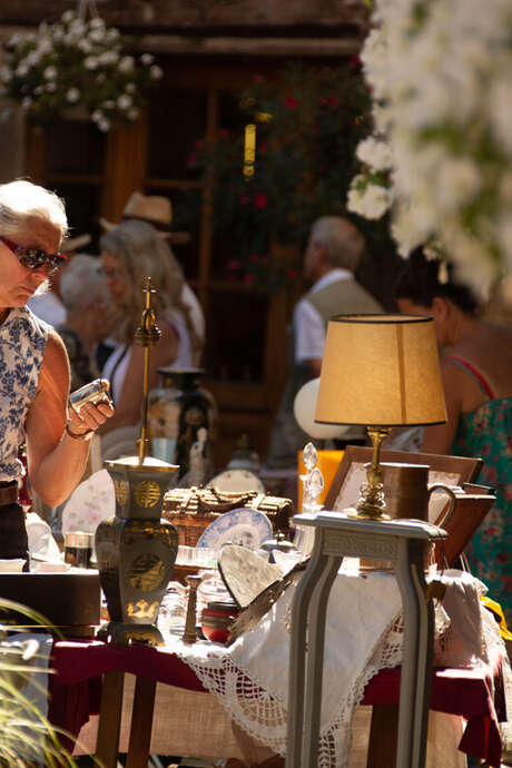 Marché et vide-grenier de Pentecôte