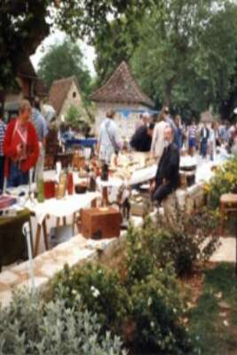 Brocante et vide-greniers