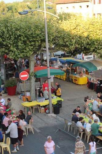 Marché gourmand nocturne