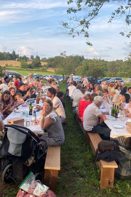Marché gourmand à la ferme à Pomarède