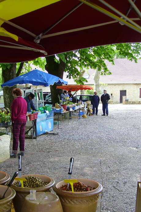 Marchés d’Été de Saint Germain du Bel Air Marchés d’Été de Saint Germain du Bel Air