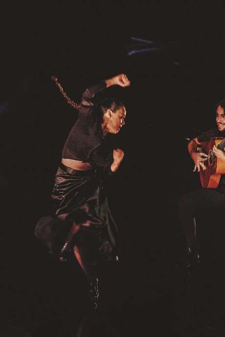 Spectacle : Al fondo riela (Lo otro del uno)