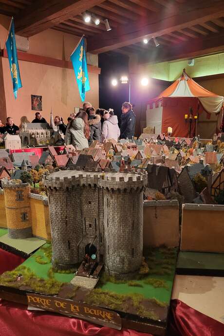 Visite de la maquette d'Alençon