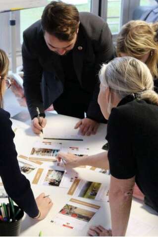 ATELIER 2 TONNES