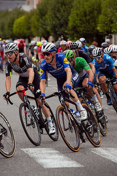 Passage du Tour de France à Bagnères et la Mongie