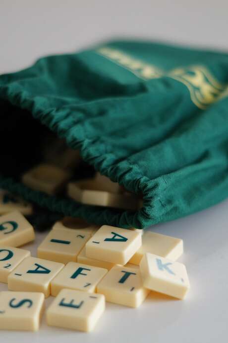 Belote/Scrabble/jeu surprise