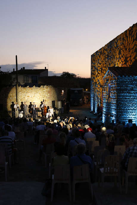 JAZZ & WINE