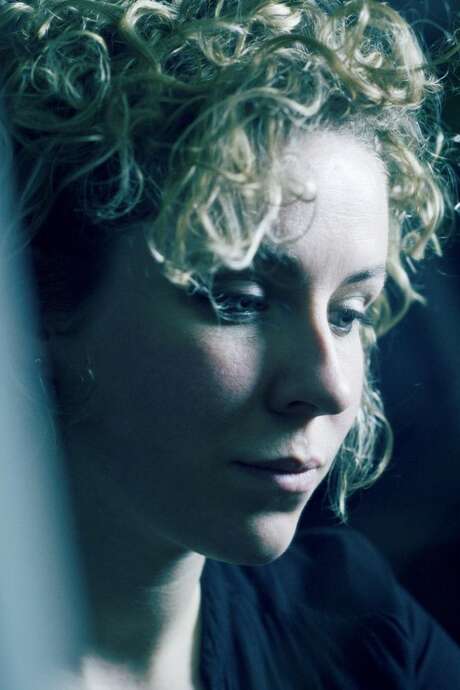 FESTIVAL JAZZEBRE : LAURA PERRUDIN SOLO