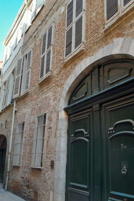 LES HÔTELS PARTICULIERS  DU QUARTIER SAINT-JEAN