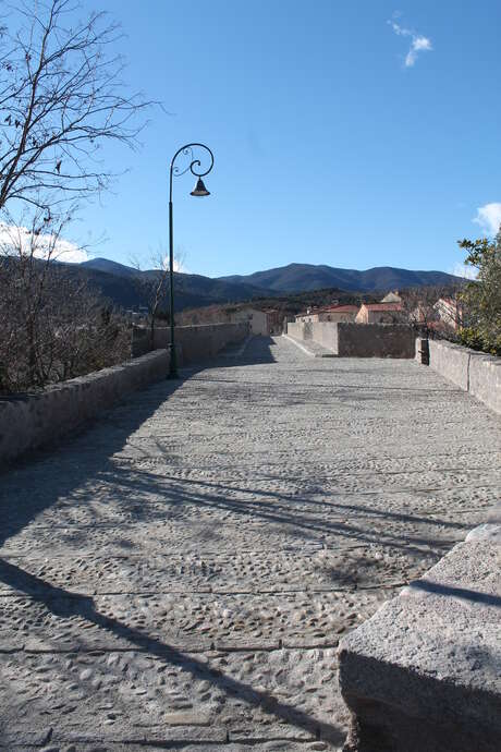 *CÉRET DANS SON SECRET