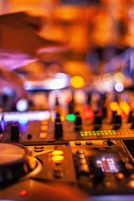 NOËL MAGIQUE AVEC DJ BOA-NOA