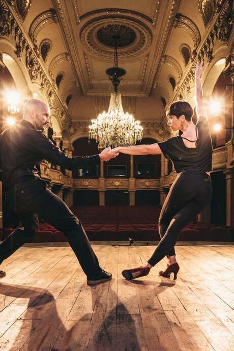 FEET UNE HISTOIRE DES DANSES JAZZ - BOITACLOUS