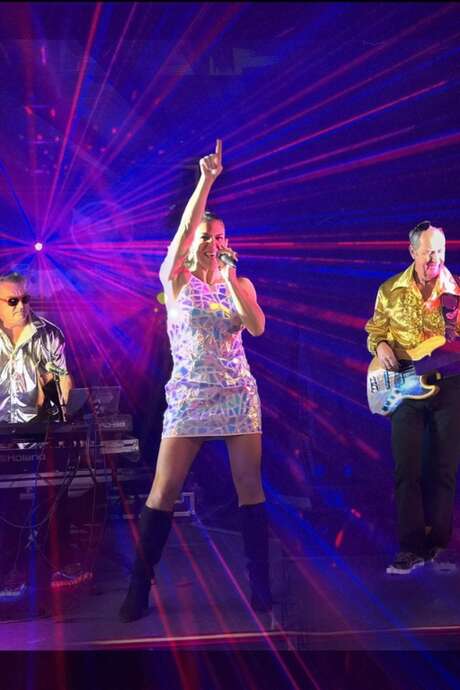 NOËL MAGIQUE AVEC GANG THE COOL / BRASERO / CRAZY FAMILLE