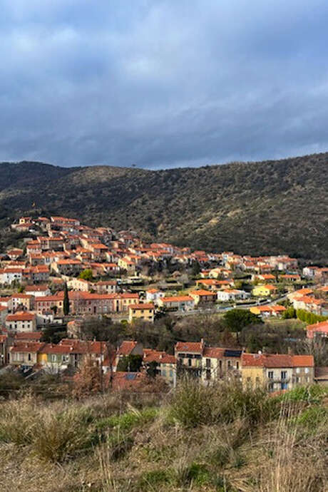 LES BALADES DU CONFLENT : "VISITE GUIDÉE DU VILLAGE ET DE L'ÉGLISE DE RIA"