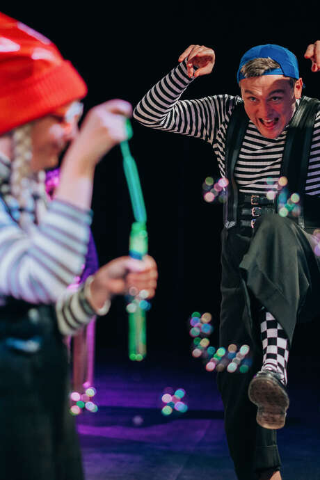 « ET TOI COMMENT TU TE DEBROUILLES ? »