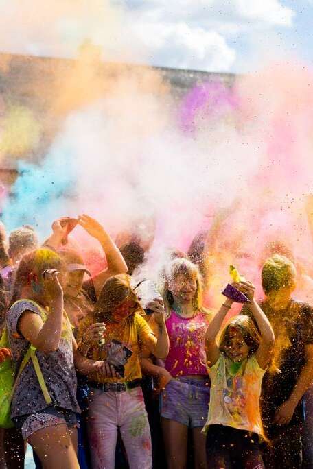FÊTE DE LA SAINT ETIENNE AVEC HOLI COLOR PARTY