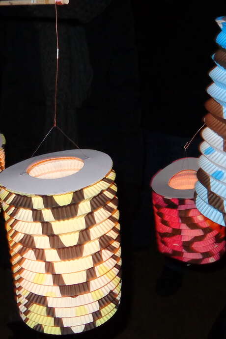 RANDONNÉE AUX LAMPIONS - LUMIÈRES DE NOËL RANDONNÉE AUX LAMPIONS - LUMIÈRES DE NOËL