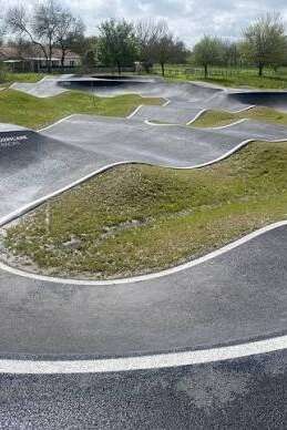 INITIATION AU PUMPTRACK ET JEUX